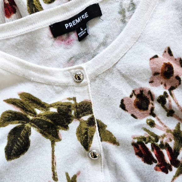 PREMISE, White cardigan with beautiful Fall florals - Picture 10 of 10